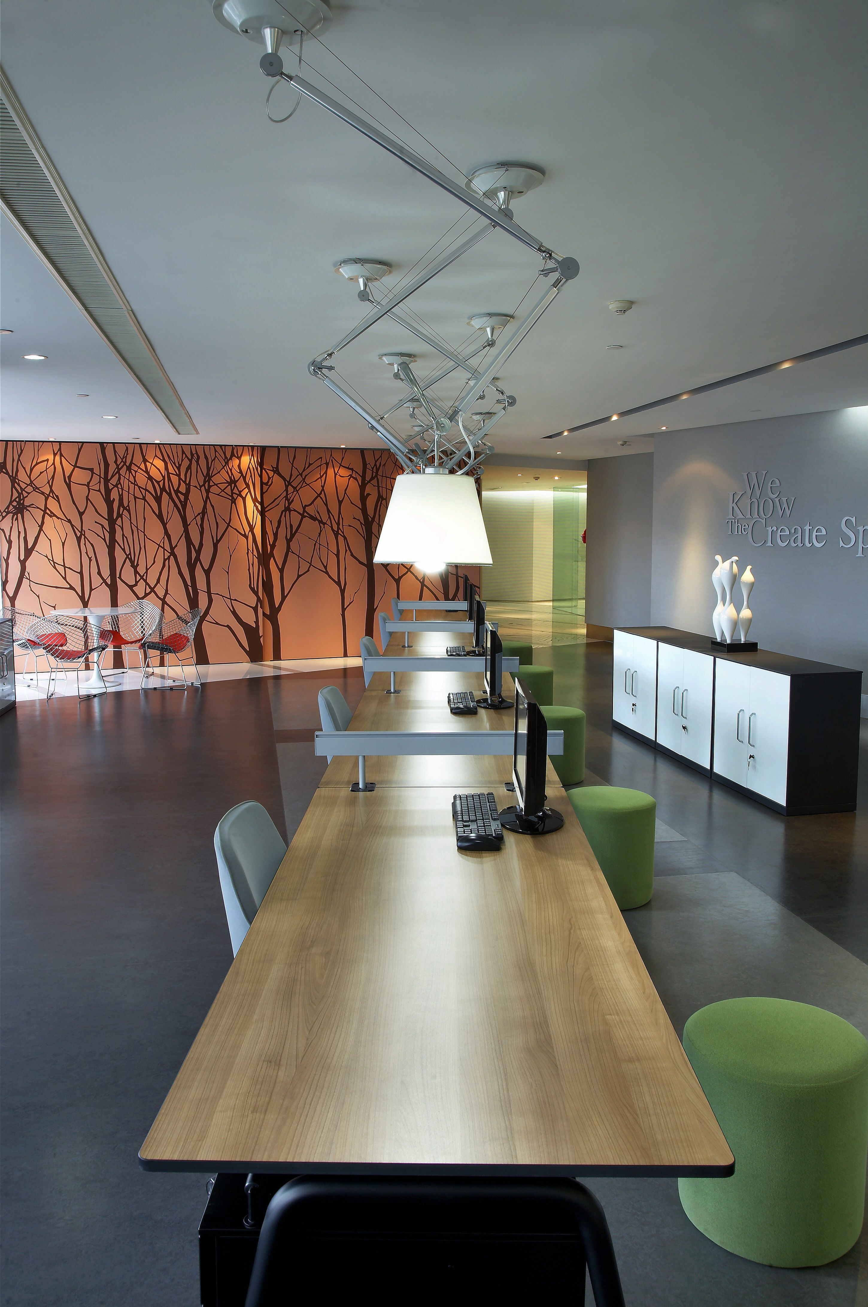 大气有品质的办公室装修效果图