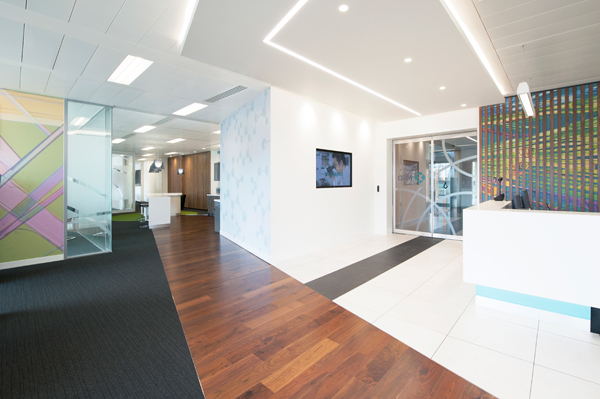 上海科技公司办公楼过道如何装修设计